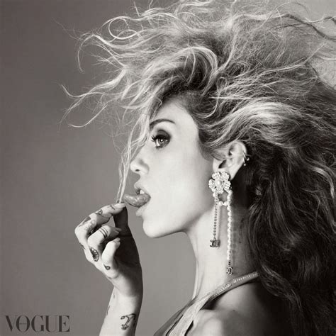 miley cyrus on vogue